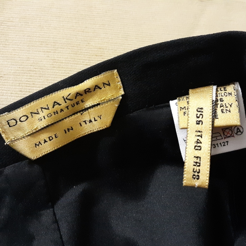 Donna Karen black pencil skirt - Picture 3 of 6